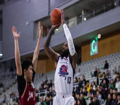 塔图姆场上,不幸被踩,耐杀传奇萨,体育彩票,足彩,足球彩票,牛博网彩票,足彩比分直播,足球比分直播,牛博网彩票足球,彩票,彩票网,牛博网彩票网,福利彩票