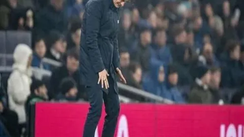 “托马斯领衔，库杜斯、乔丹-阿尤在列，加纳世预赛公布阵容”